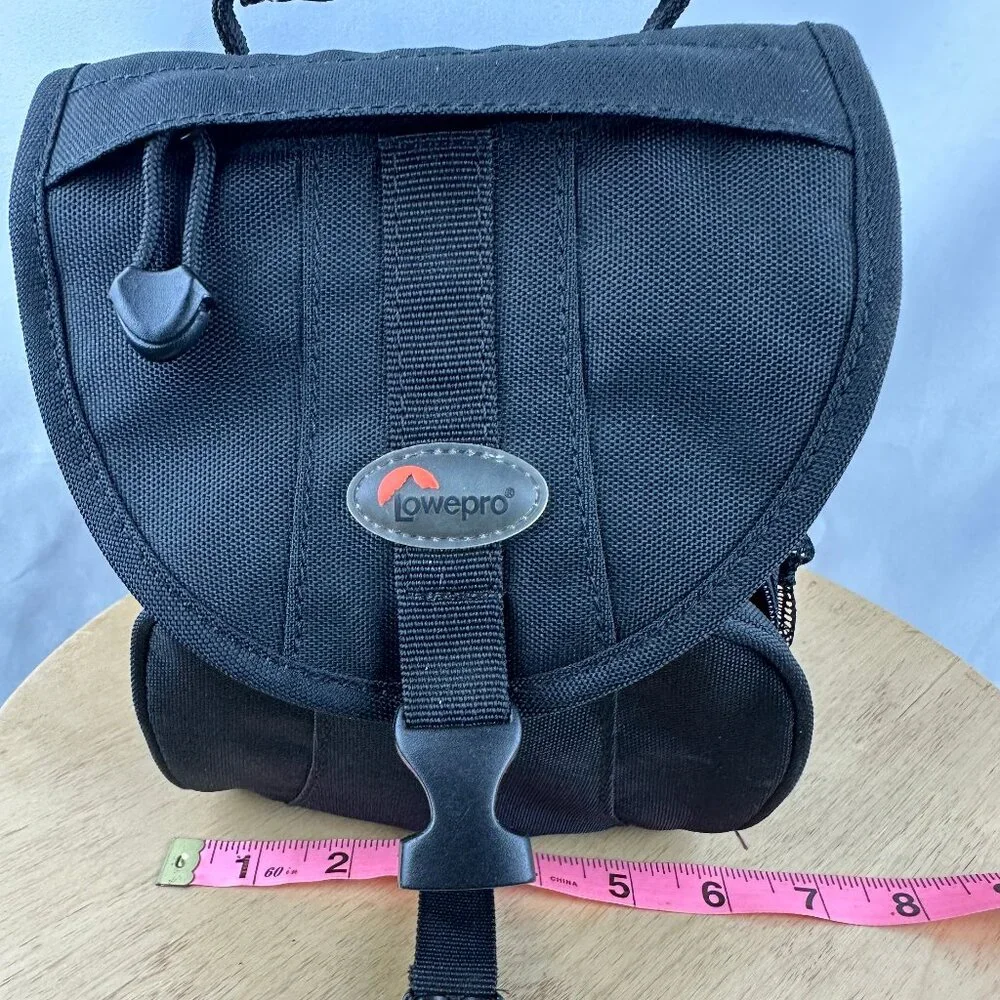 Lowepro EX 120 camera bag (Bundle Eligible)
